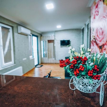 Second House Rustaveli Apartment Tbilisi Luaran gambar