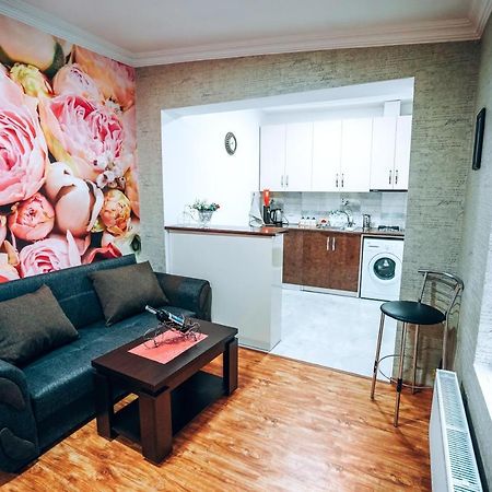Second House Rustaveli Apartment Tbilisi Luaran gambar