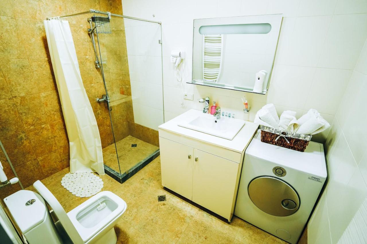 Second House Rustaveli Apartment Tbilisi Luaran gambar