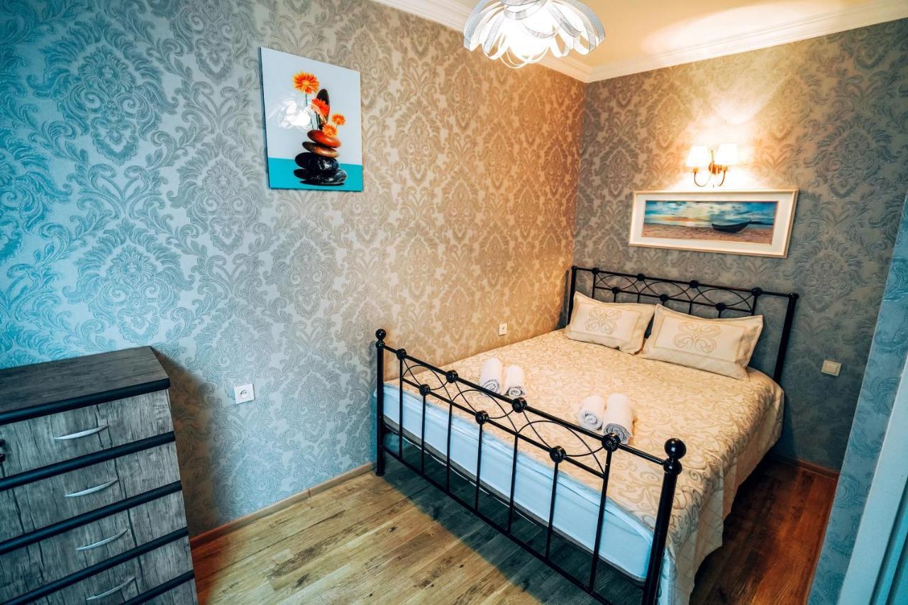Second House Rustaveli Apartment Tbilisi Luaran gambar