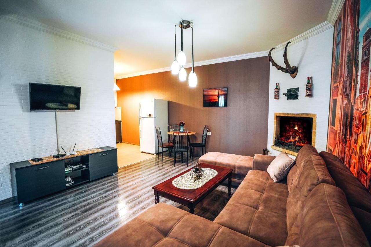 Second House Rustaveli Apartment Tbilisi Luaran gambar